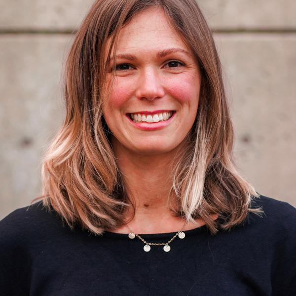 Kate Fenton headshot