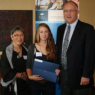 Imogene, Megan, & Ralph 2012 Social Sciences President's Scholarship Recipient - Megan. Photo courtesy of Bruce Patterson. 